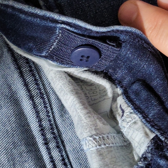 Cat and Jack Skinny Jeans - Picture 4 of 4